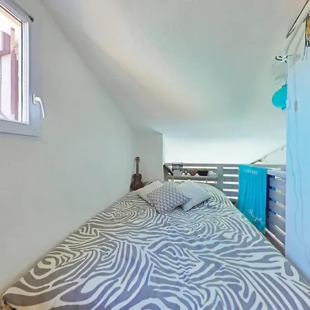 Mezzanine A La Londe, Animaux Admis, Parking - Fr-1-826-11 * La Londe-les-Maures