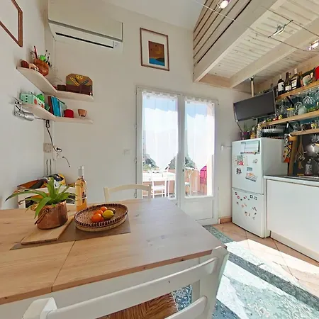 Apartamento Mezzanine A La Londe, Animaux Admis, Parking - Fr-1-826-11 *