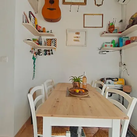 Mezzanine A La Londe, Animaux Admis, Parking - Fr-1-826-11 * La Londe-les-Maures